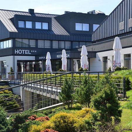 Hotel Avangarda Rozan Экстерьер фото